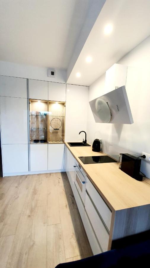Apartament Sonia Sauna-Targi-Garaz Kielce Exteriör bild